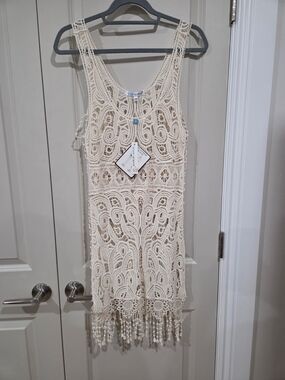 blue island Crochet Fringe Coverup in Cream S/M NWT